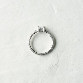 KARAFURU｜婚約指輪　額-GAKU- スクエア(爪留め)