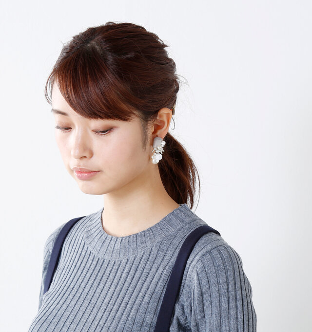 model kanae:167cm / 48kg
color : gray piece / size : one