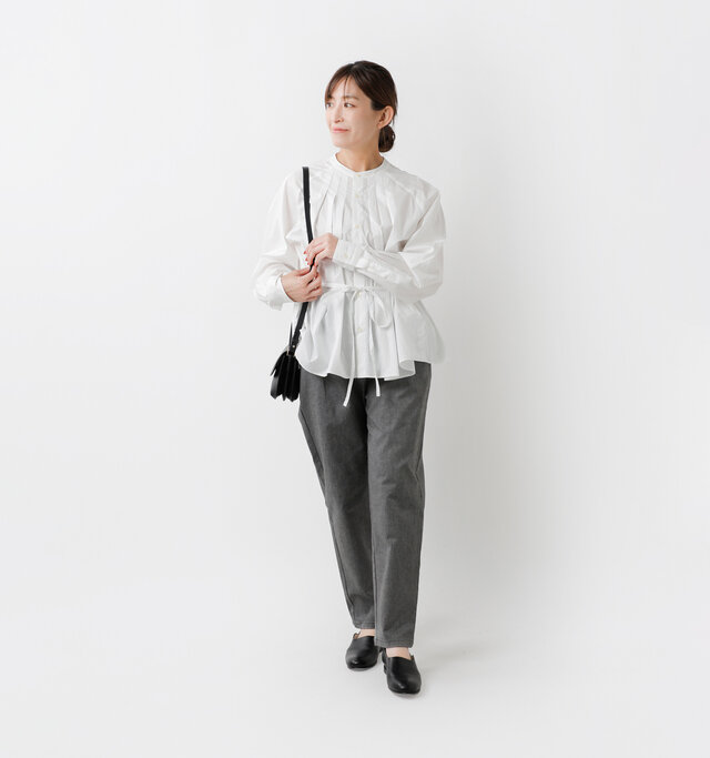 model tomo:158cm / 45kg
color : beige / size : 2