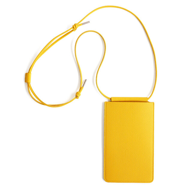 YELLOW(直営店限定カラー)
