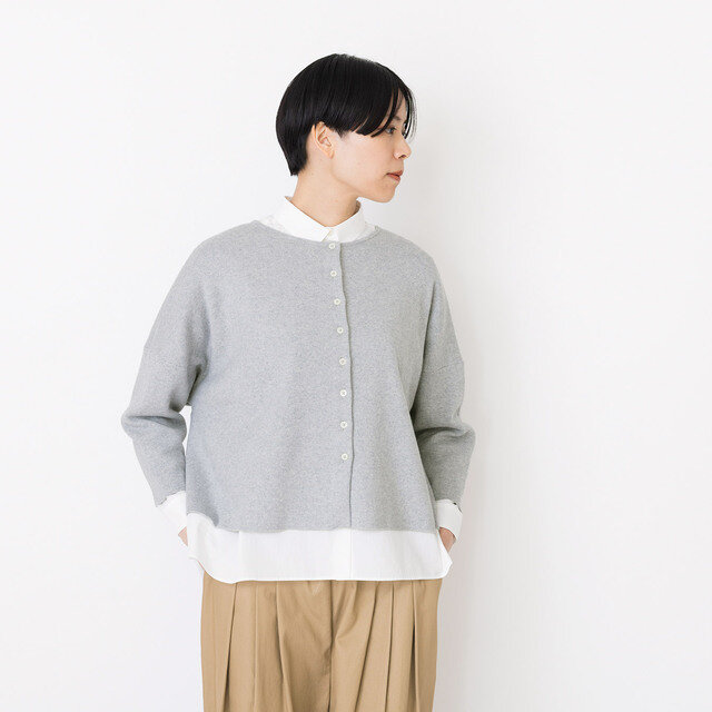 color:ライトグレー